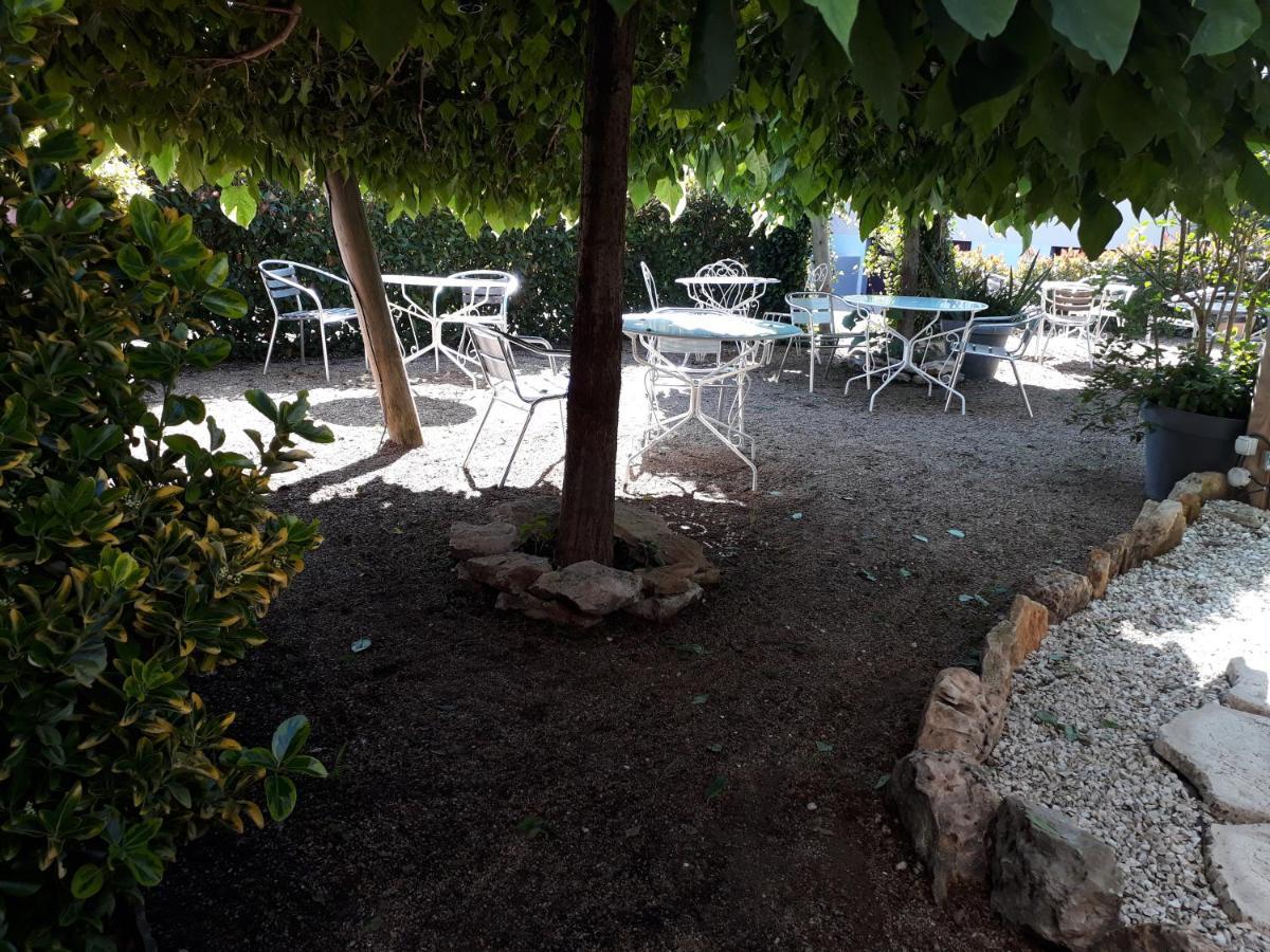 Le Merle Blanc Hotel Logis Digoin Εξωτερικό φωτογραφία