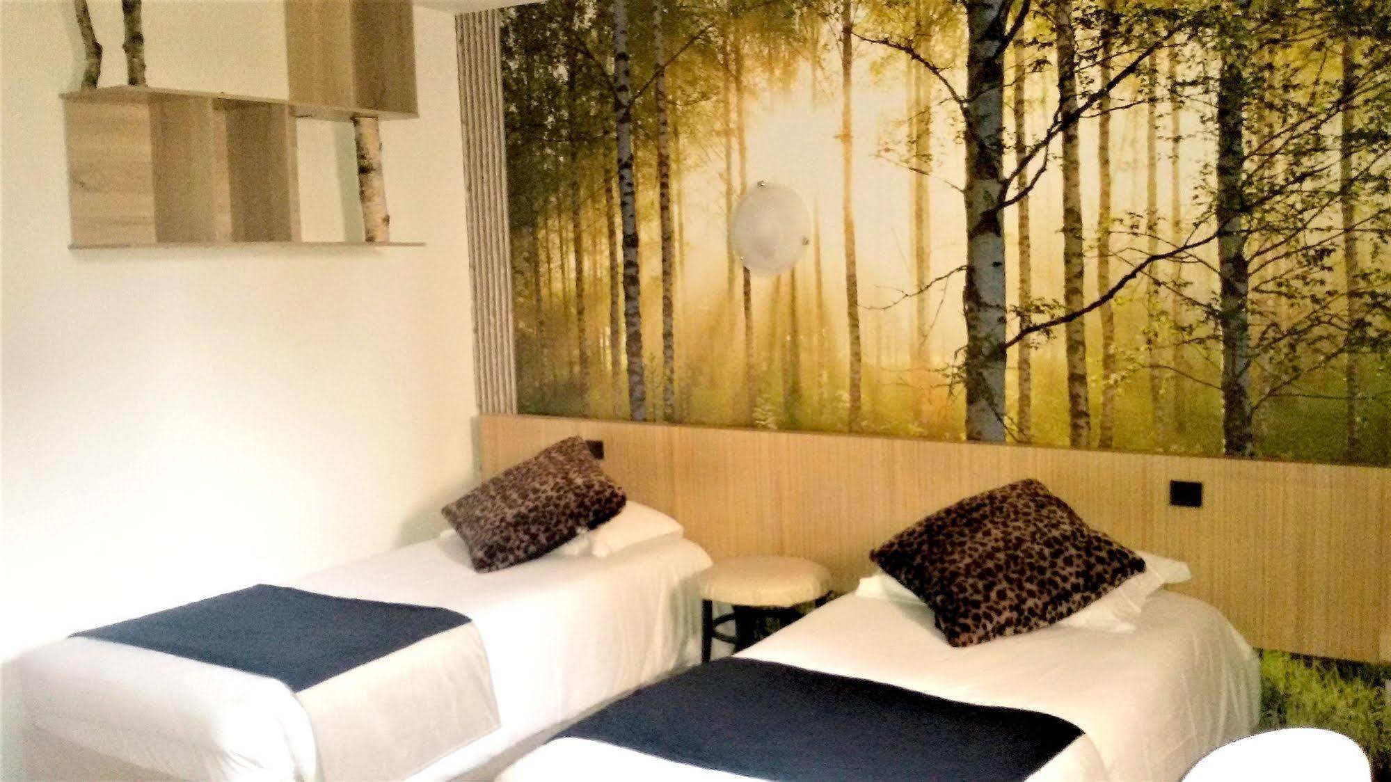 Le Merle Blanc Hotel Logis Digoin Εξωτερικό φωτογραφία