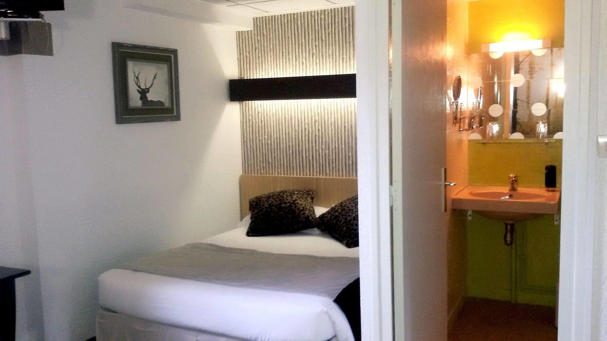 Le Merle Blanc Hotel Logis Digoin Εξωτερικό φωτογραφία