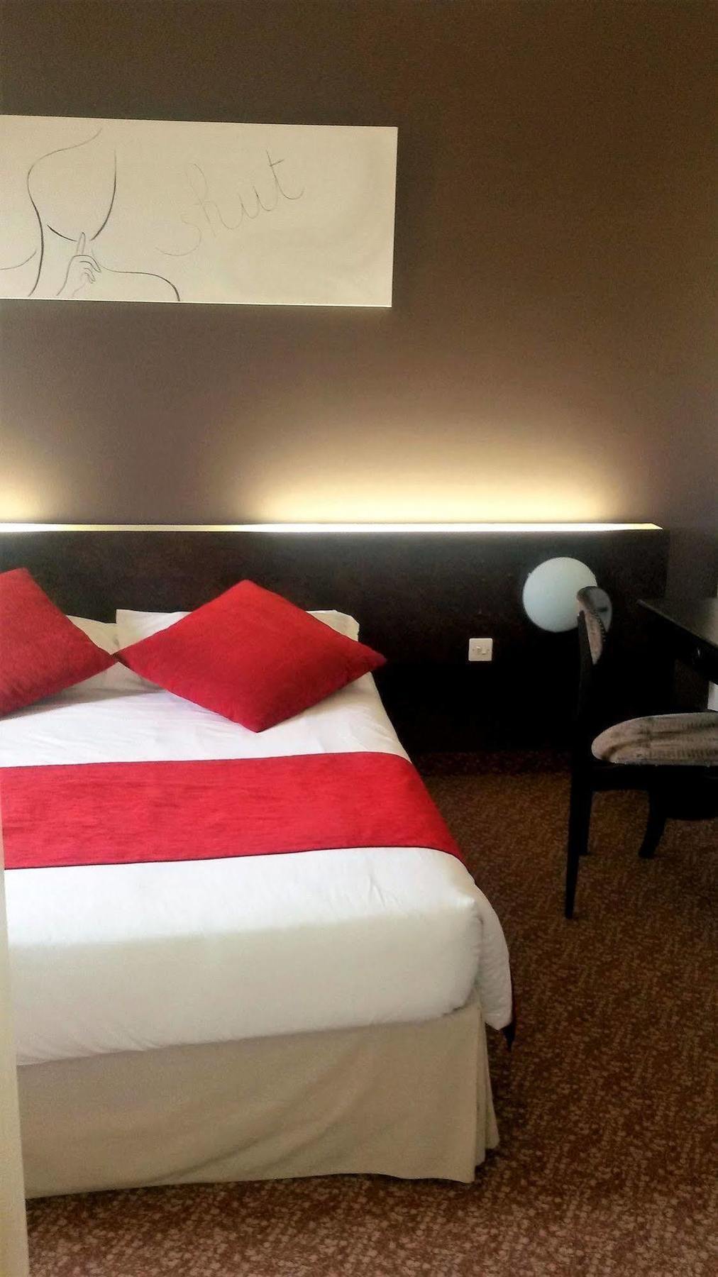 Le Merle Blanc Hotel Logis Digoin Εξωτερικό φωτογραφία